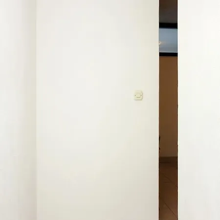 Daire Uvala Solotisa 5610c Sućuraj